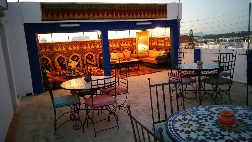 Lagos Central Hostel エクステリア 写真