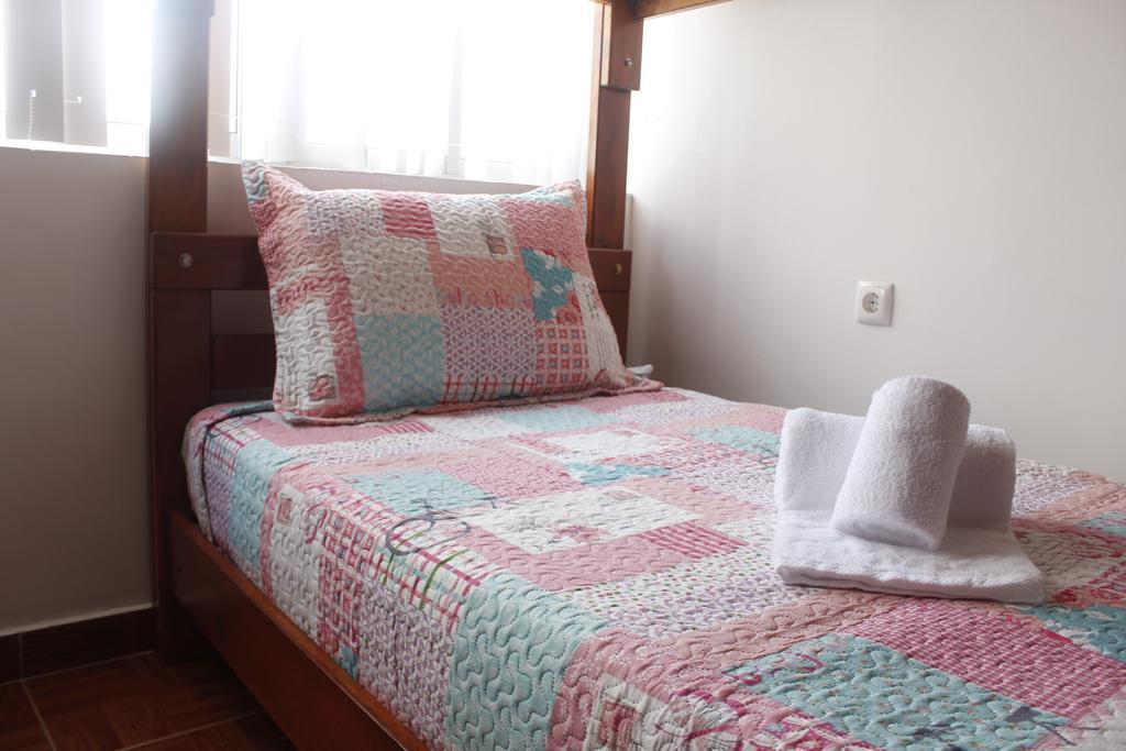Lagos Central Hostel エクステリア 写真
