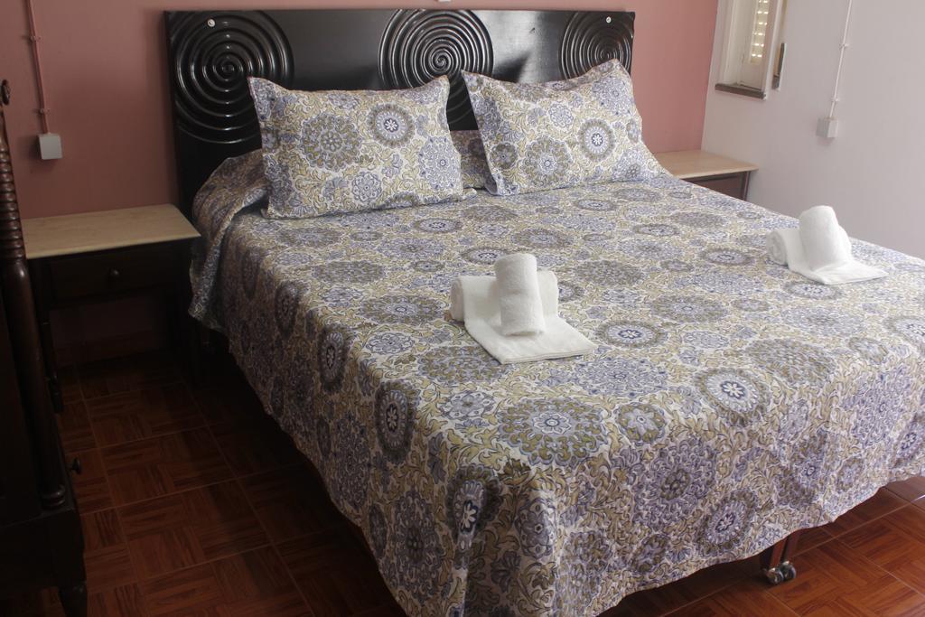 Lagos Central Hostel エクステリア 写真