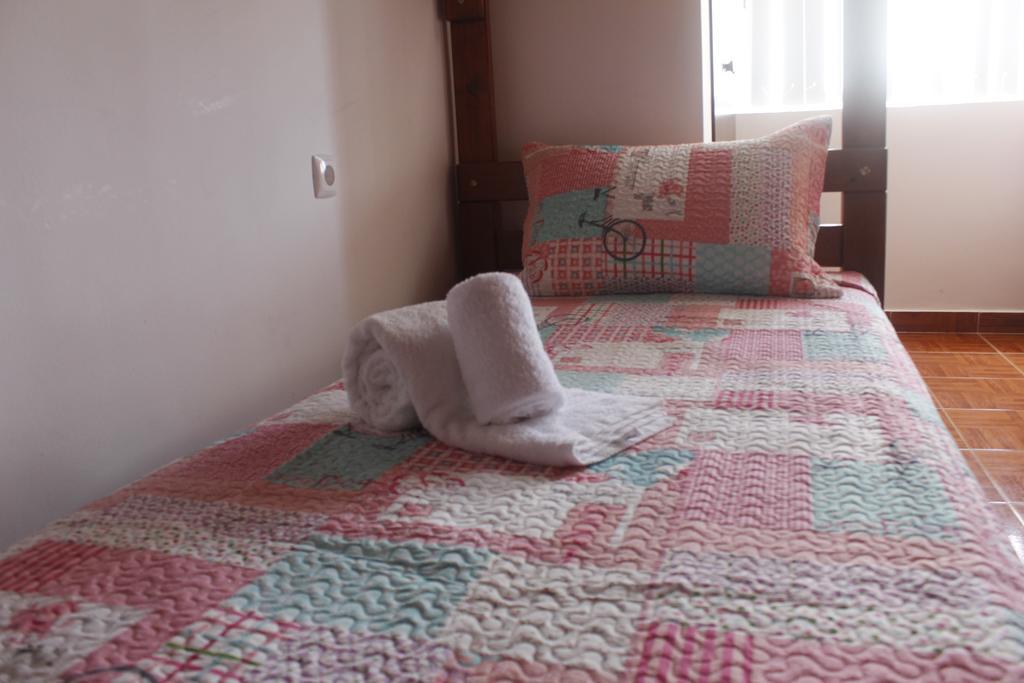 Lagos Central Hostel エクステリア 写真