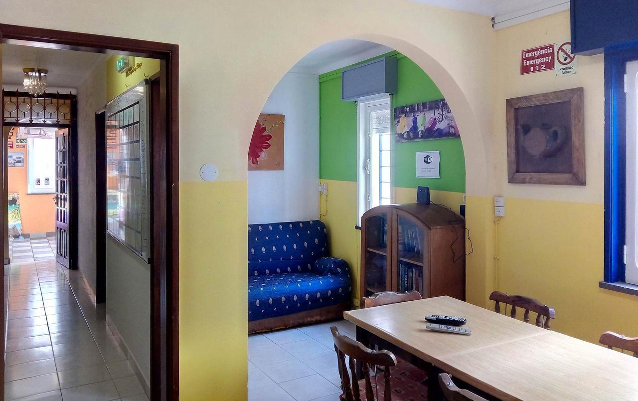 Lagos Central Hostel エクステリア 写真
