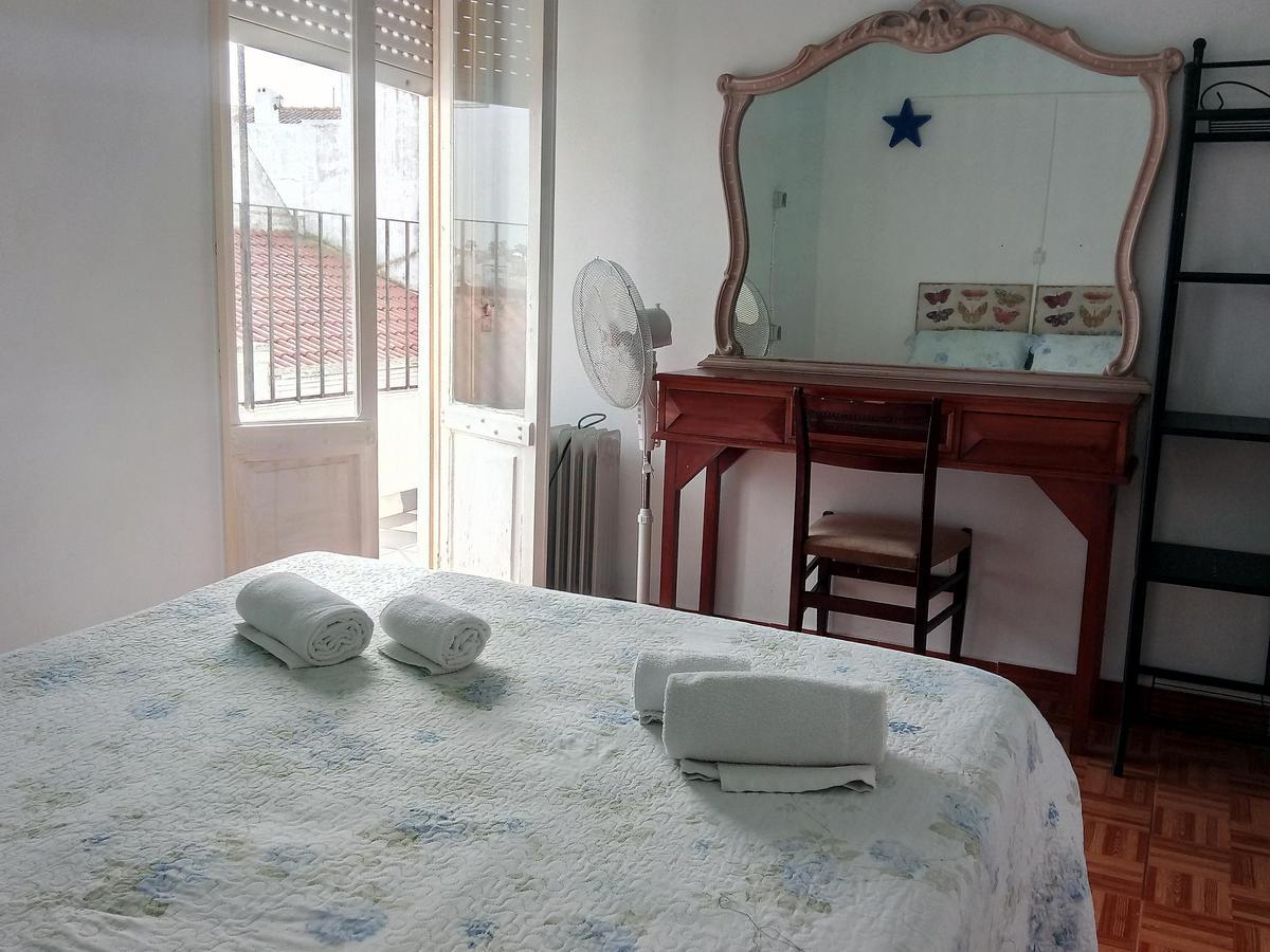 Lagos Central Hostel エクステリア 写真